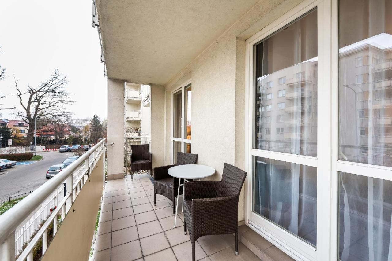 Metro Kondratowicza Velvet Apartment Варшава Экстерьер фото